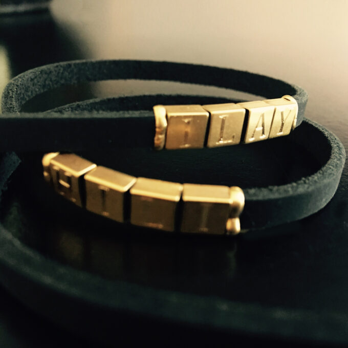 צמיד עם שמות הילדים