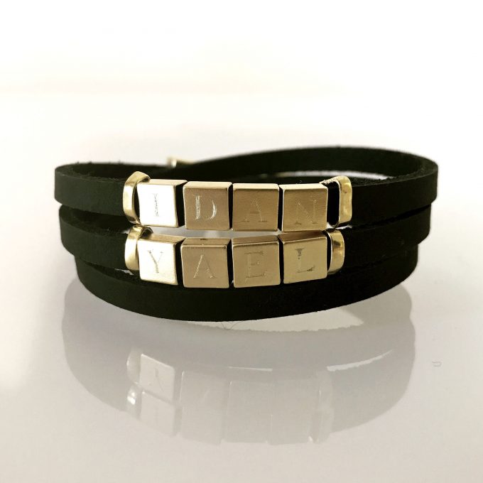 צמיד עם שמות הילדים