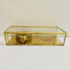 מצפן זהב בקופסת זכוכית מצפן זהב בקופסת זכוכית