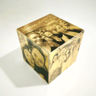 קוביית זהב ענקית עם תמונות מתנה אישית מושלמת